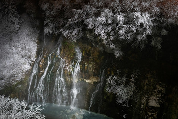 冬の白髭の滝