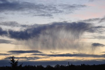 Regenschleier am Abend