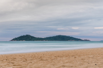 Fototapeta na wymiar Beach (Florianópolis, Brazil)