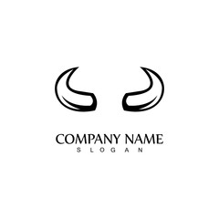 Obraz na płótnie Canvas Bull horn logo and symbol template icons app