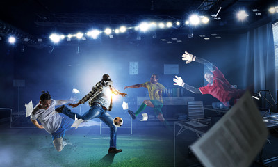 Obraz premium Soccer man in action with ball. Mixed media