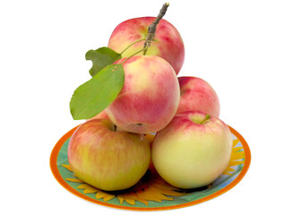 Plate with apples.