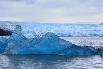 アラスカ、プリンスウィリアム湾　氷河
