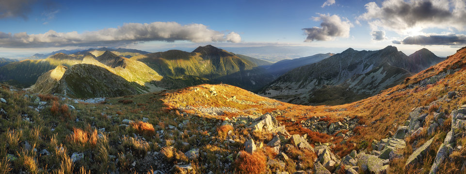 Fototapeta Panoramic view from Rohac peak on Western Tatra mountains or Rohace panorama