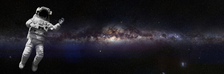 astronaut is waving © dottedyeti