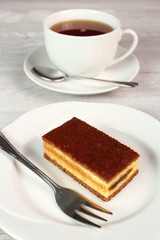 Sponge cake with cocoa filling