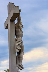 Kreuzigung Jesus Christus - Steinkreuz am Friedhof Memmelsdorf bei Bamberg