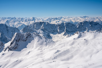 Fototapeta na wymiar Zugspitze Alpen Schnee Landschaft