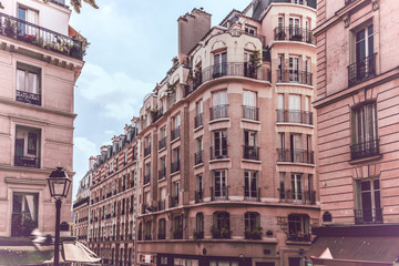 Fototapeta na wymiar Elegant buildings in Montmartre neighborhood