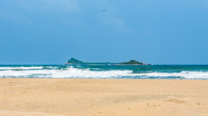 Fototapeta na wymiar Pigeon Island National Park, Sri Lanka