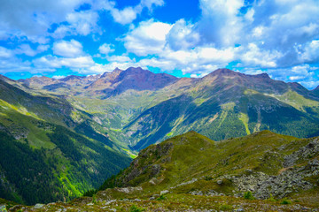 Fototapeta na wymiar Northern Italy Mountains