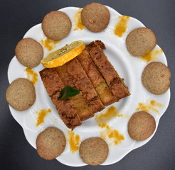 assiette de gâteaux