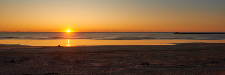 Sunset view of the beach near Newport city on the Oregon coastline.