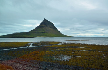 Hausberg Kirkjufell von Grundarfjödur, Island