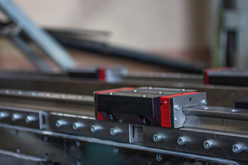 Rail guides for precision machines