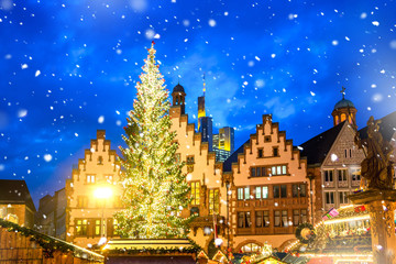 Weihnachtsmarkt am Römerberg, Frankfurt am Main, Hessen, Deutschland - obrazy, fototapety, plakaty