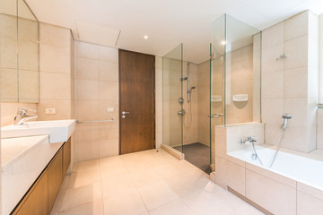 Beautiful Large Bathroom