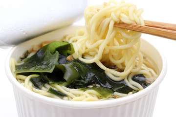 カップラーメン