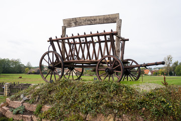 Fototapeta na wymiar Old wooden horse cart.