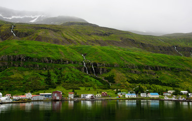 Fototapeta na wymiar Scenic view of Seydisf Jordur, Iceland