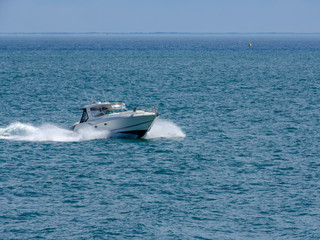 Obraz premium Cruiser Speeding