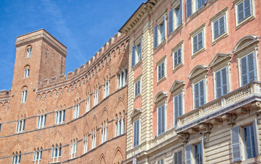 Fototapeta premium Traditional buildings in Piazza del Campo - Siena Italy