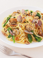 あさりと菜の花のボンゴレビアンコ