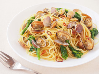 あさりと菜の花のボンゴレビアンコ