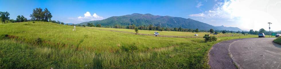 Fototapeta premium Mountain Meadows Panorama