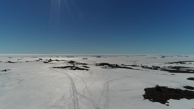 Antarctica, snow, good weather, base, glaciers, penguins