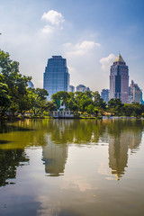 Ausblick auf Bangkok mit Wasser