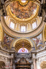 Fototapeta na wymiar interior of st isaacs cathedral in rome italy