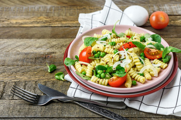 Pasta salad with vegetables.