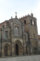 Fototapeta na wymiar Eglise portugaise