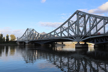 Pont ferrovière appelé "viaduc de La Mulatière" àdans la ville de Lyon, mis en service en 1916 - Département du Rhône - France