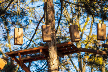 Children's attraction for climbing ropes and trees