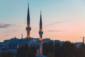 Obraz premium Atik valide mosque in the evening Istanbul at asian side Uskudar district
