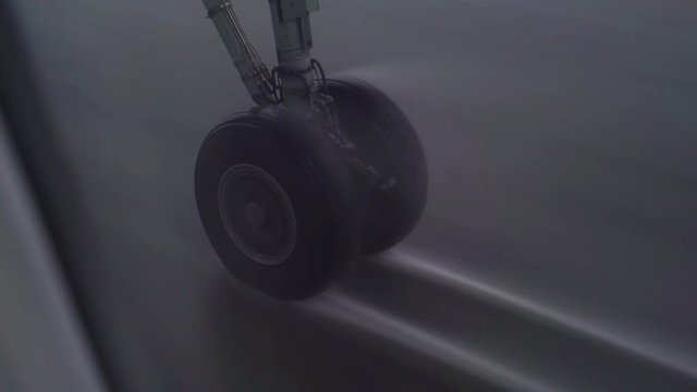 "Landing Gear Down" Images – Browse 20 Stock Photos, Vectors, and Video