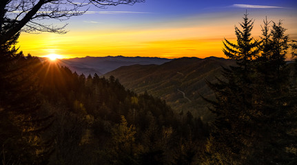Naklejka premium Great Smoky Mountain Park sunset