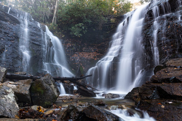 Fototapeta na wymiar Soco Falls near Cherokee, North Carolina in the Fall