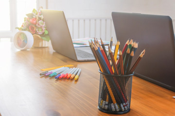 Obraz premium Soft Light and Smooth Focus,The marketing department and designers are advising about product design to make customers satisfied and giving advice on shapes and colors as examples of product design.