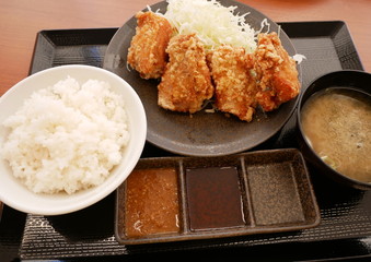 鶏の唐揚げ