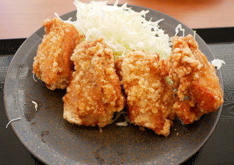 鶏の唐揚げ