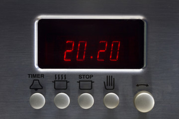 Kitchen timer with the number 2020.