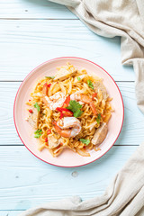 spicy instant noodles salad with shrimps