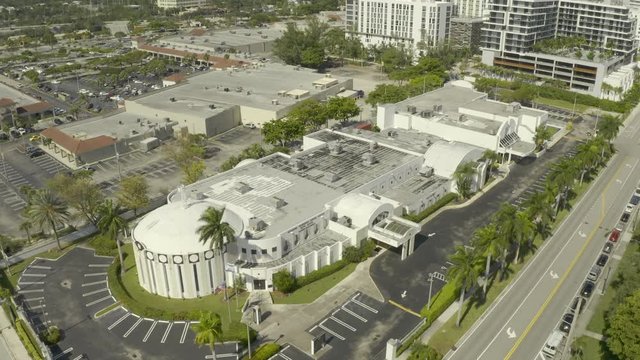 Aerial drone video Aventura Turnberry Jewish Center Tauber Academy
