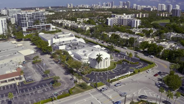 Aerial footage of the Aventura Turnberry Jewish Center Tauber Academy