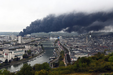 L'incendie de l'usine Lubrizol de Rouen