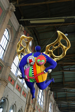 Guardian Angel, Main Station, Zurich HB, Switzerland