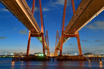 名港西大橋からの日の出